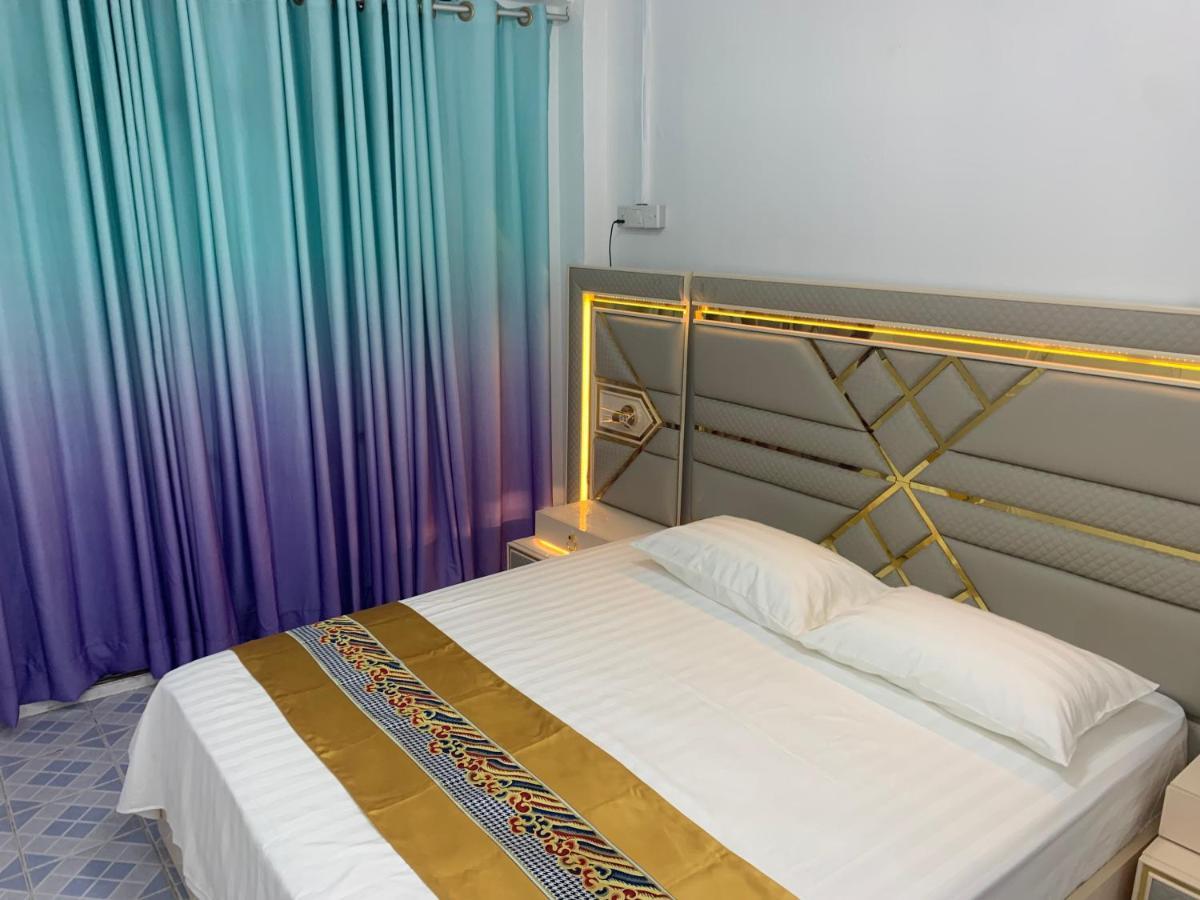 Ontrack Travel Apartment Male Ngoại thất bức ảnh